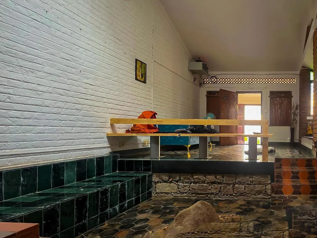 Rahees Bi Roambay - Backpacker Hostel Mysore 0*,