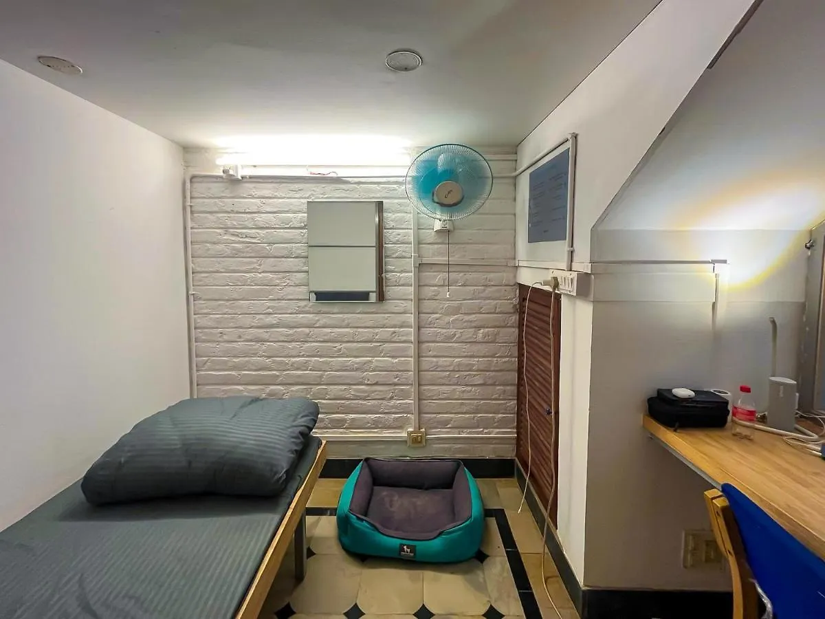 Rahees Bi Roambay - Backpacker Hostel Mysore